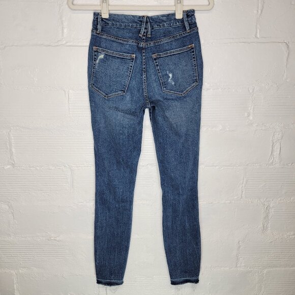 Good American Women's Size 4 Jeans Good Legs Distressed Raw Hem - Picture 2 of 7